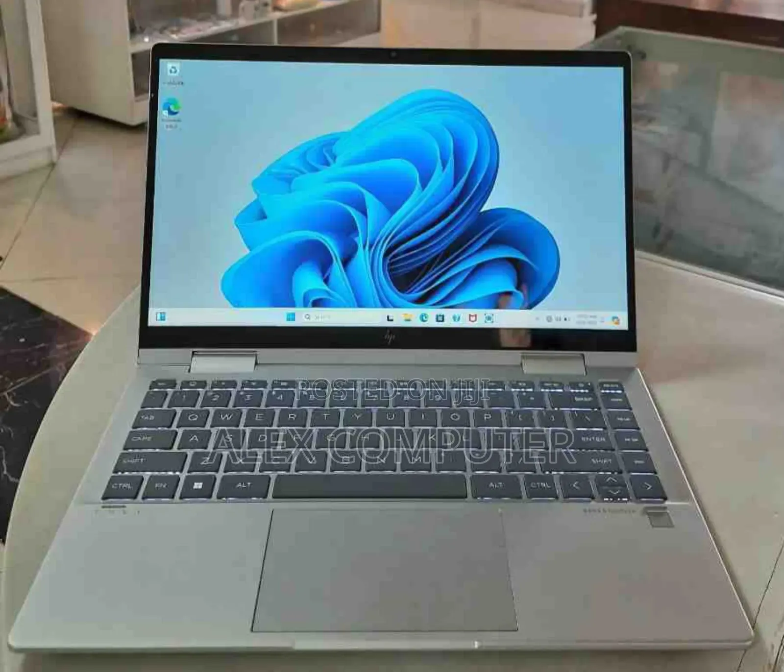 New Laptop HP Envy X360 16GB Intel Core I7 SSD 1T