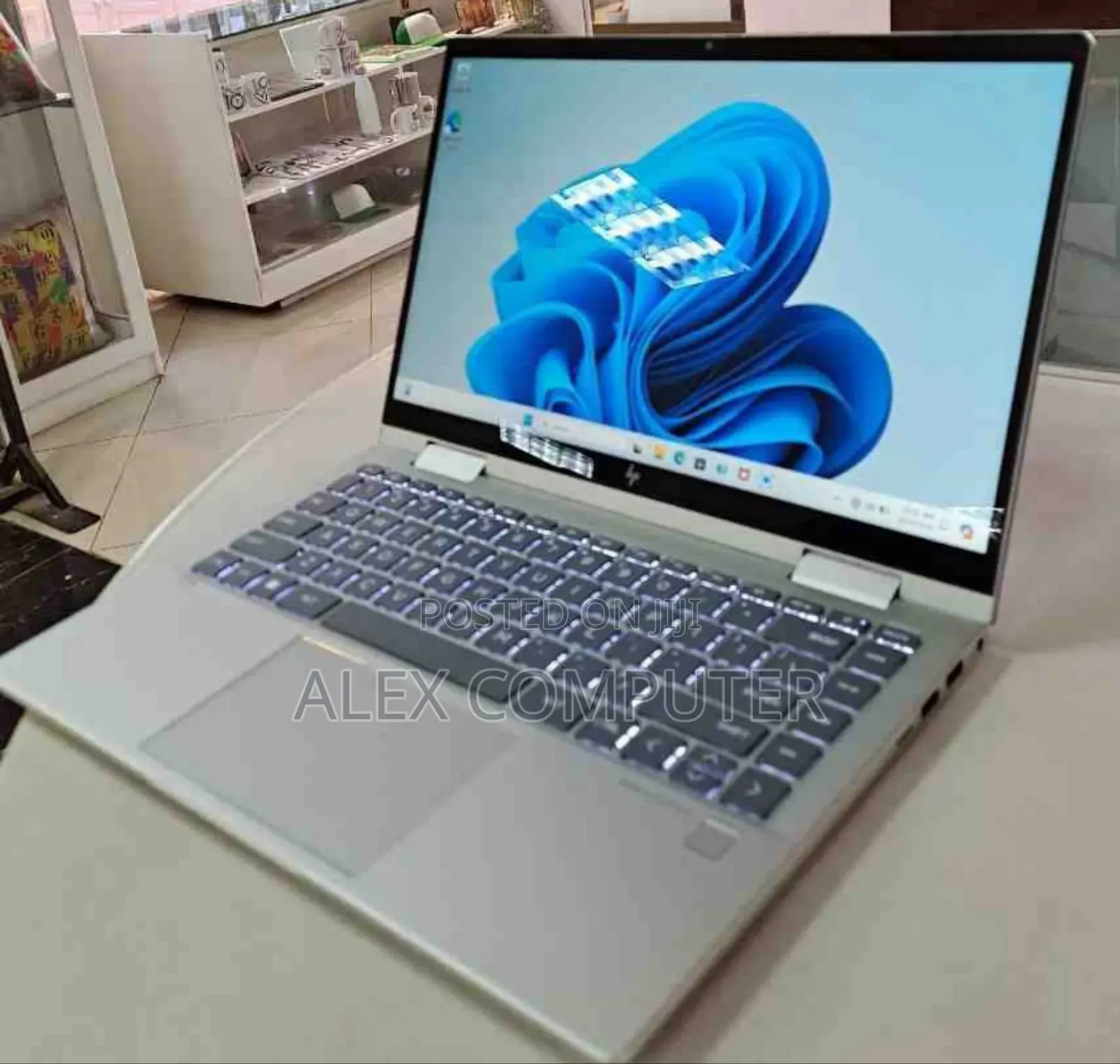 New Laptop HP Envy X360 16GB Intel Core I7 SSD 1T