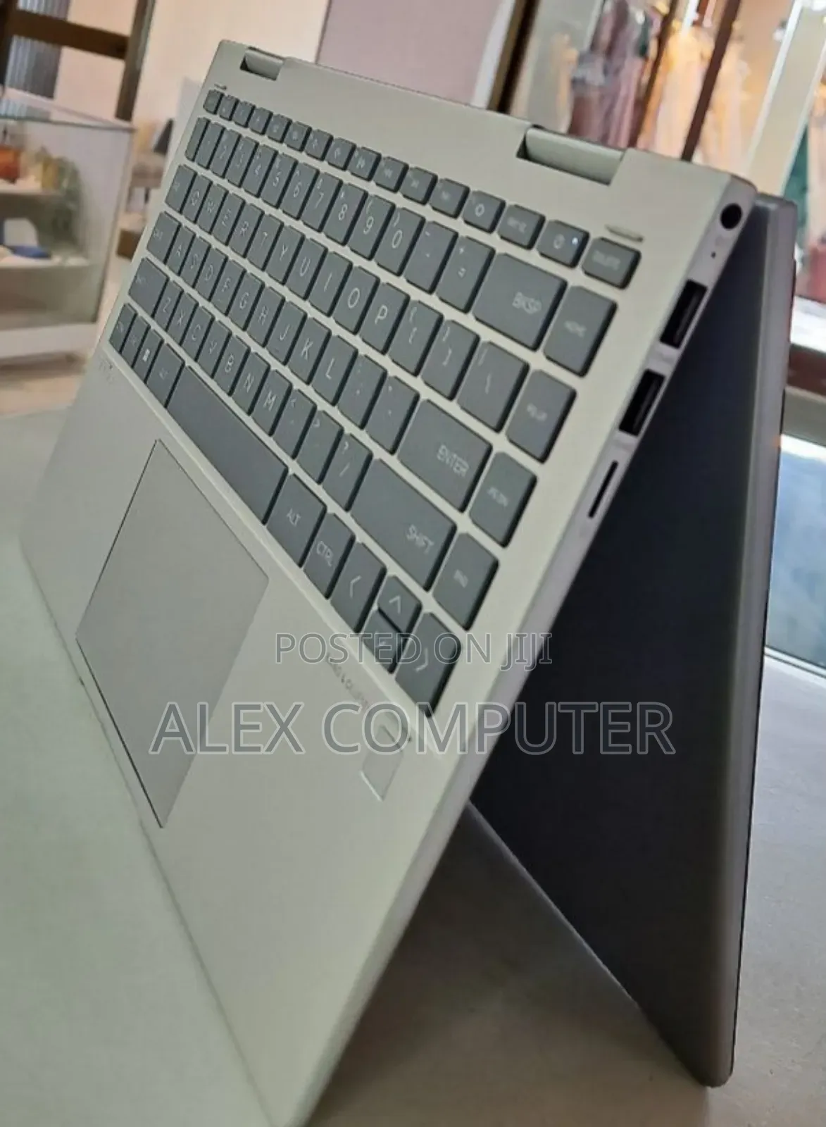 New Laptop HP Envy X360 16GB Intel Core I7 SSD 1T