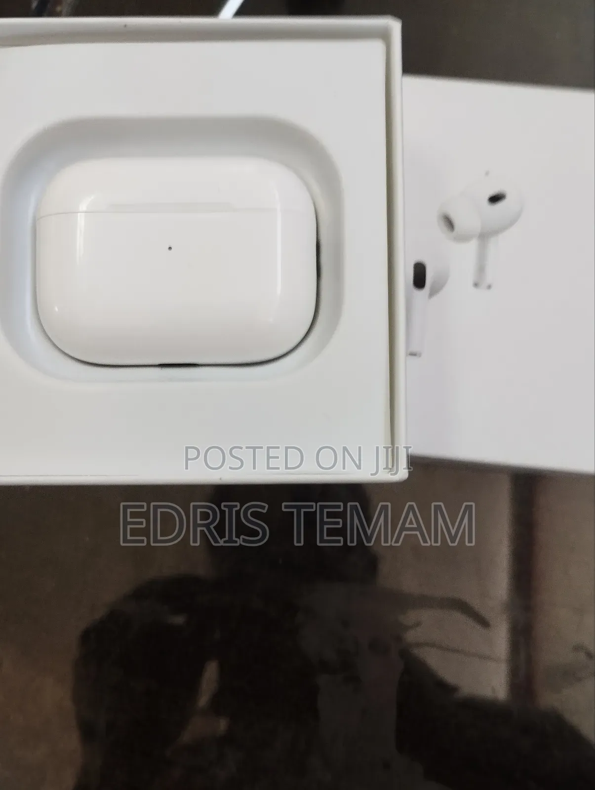 Air Pod Pro 2nd Generation Experiencing New World