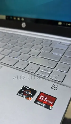 New Laptop HP Pavilion 15 16GB AMD Ryzen 5 SSD 512GB