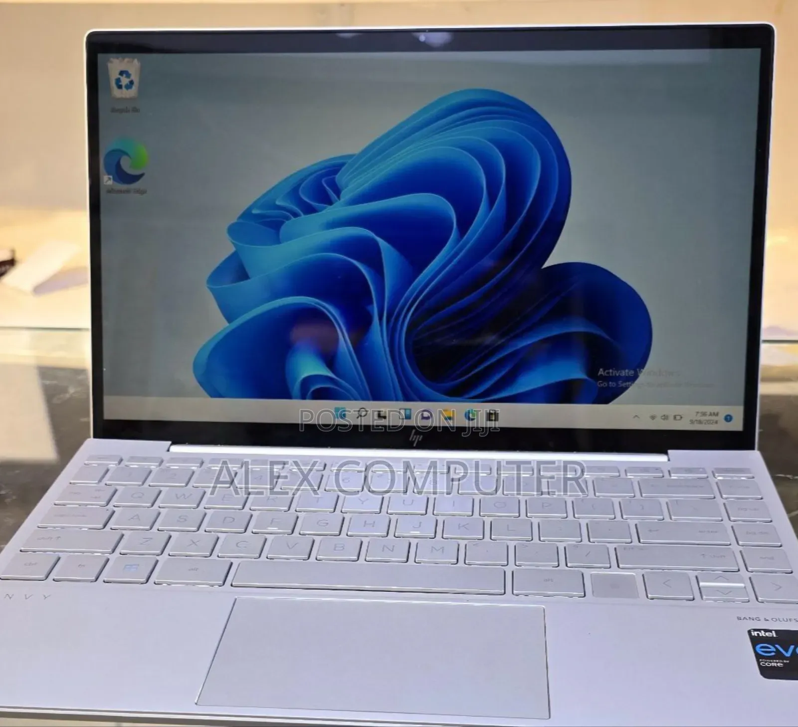 New Laptop HP Envy X360 8GB Intel Core I7 SSD 512GB