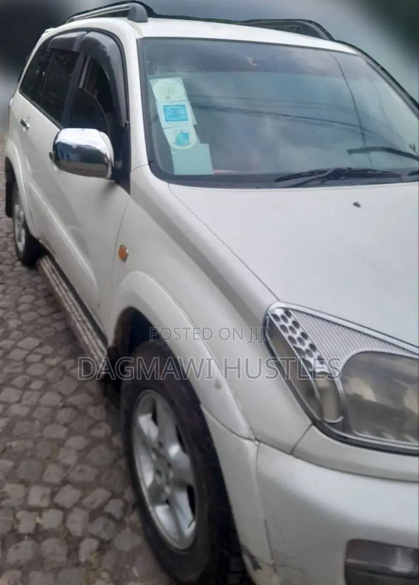 Toyota RAV4 2000 Beige