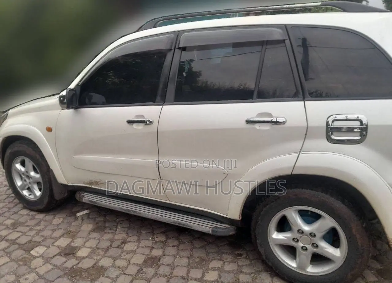 Toyota RAV4 2000 Beige