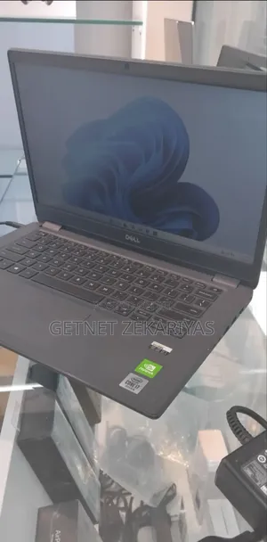 New Laptop Dell Latitude 10 8GB Intel Core I7 SSD 512GB