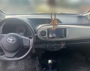 Toyota Yaris 2012 Gray