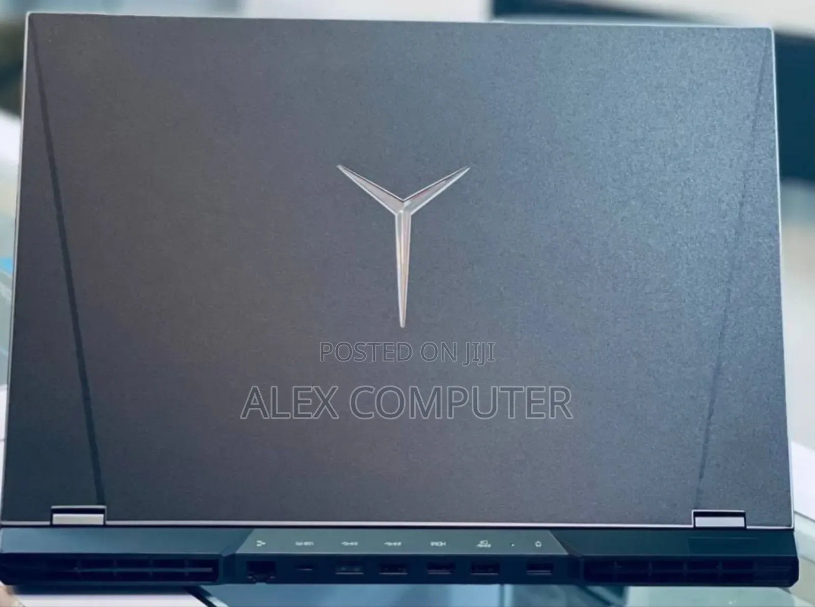 New Laptop Lenovo Legion 5 16GB AMD Ryzen 7 SSD 512GB