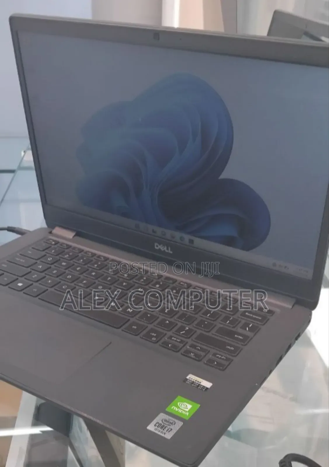 New Laptop Dell Latitude 14 8GB Intel Core I7 SSD 512GB