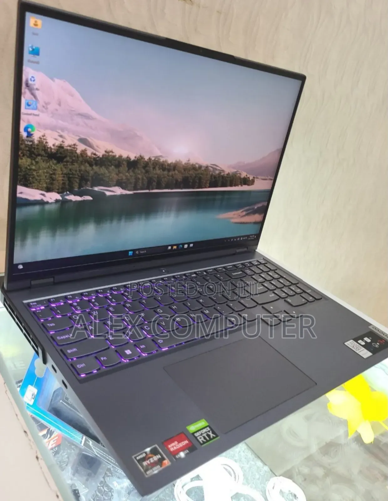 New Laptop Lenovo Legion 5 16GB AMD Ryzen 7 SSD 512GB
