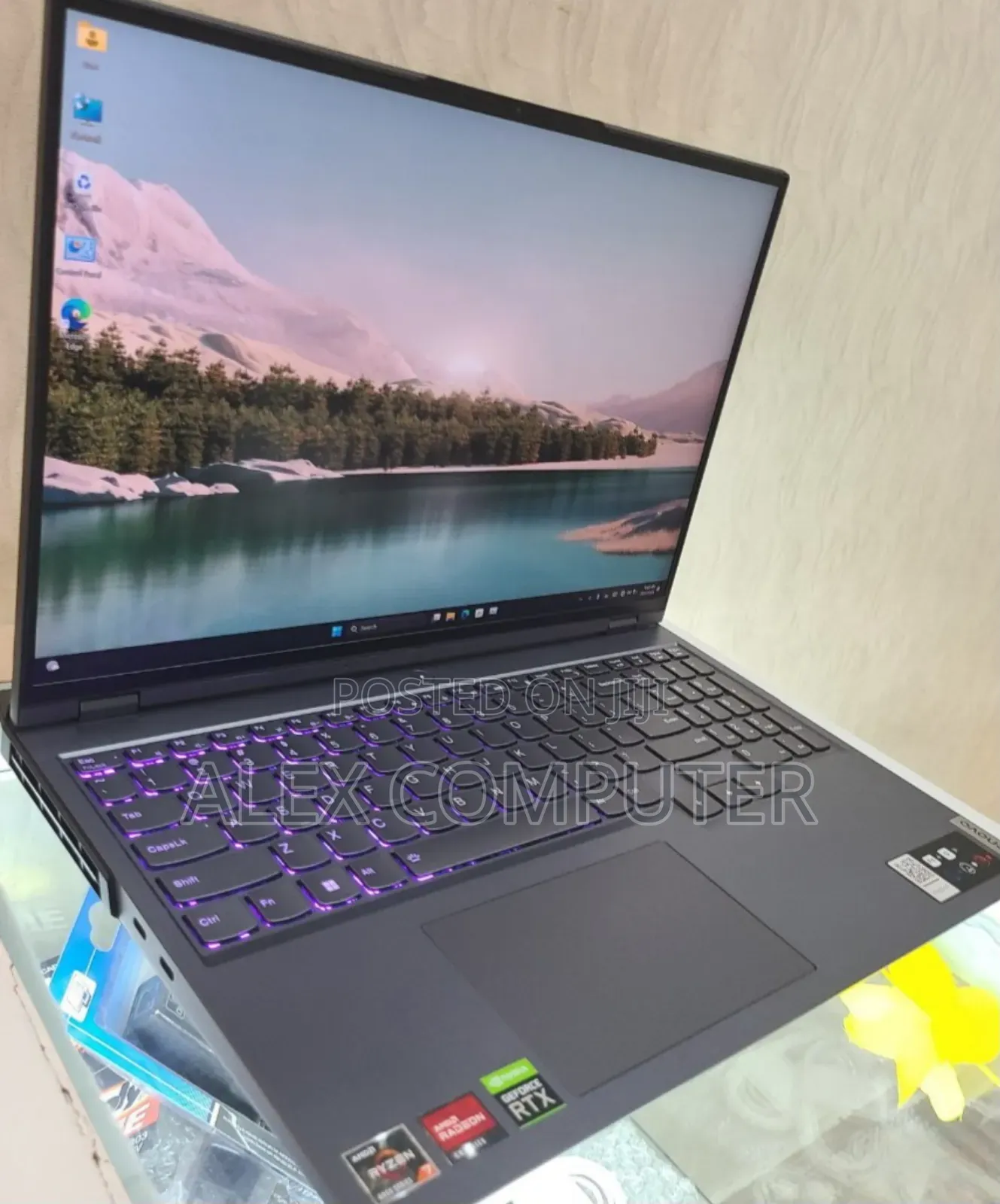 New Laptop Lenovo Legion 5 16GB AMD Ryzen 7 SSD 512GB