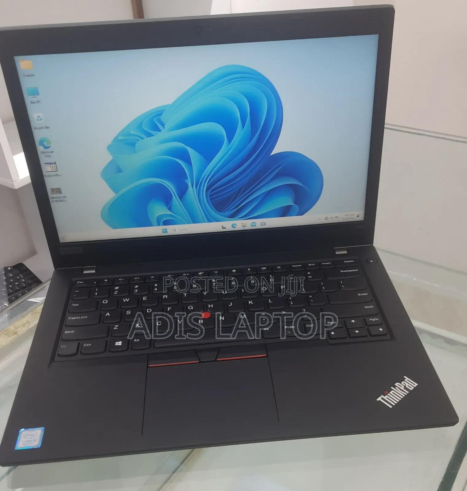 New Laptop Lenovo ThinkPad Yoga 8GB Intel Core I5 HDD 1T