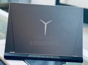 New Laptop Lenovo 16GB AMD Ryzen 7 SSD 512GB