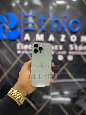 New Apple iPhone 16 Pro Max 1 TB Gray