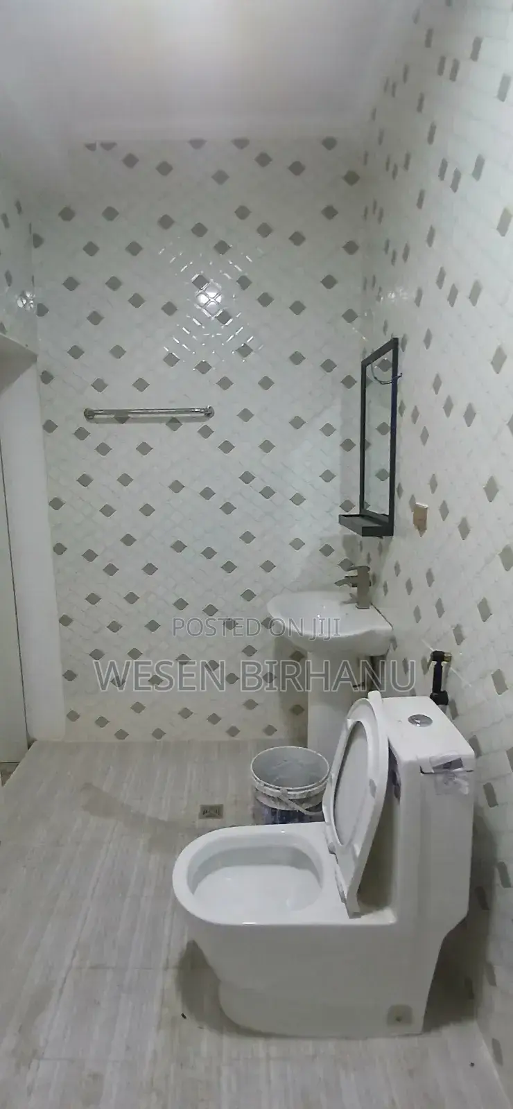 3bdrm Apartment in 72, Bole for rent