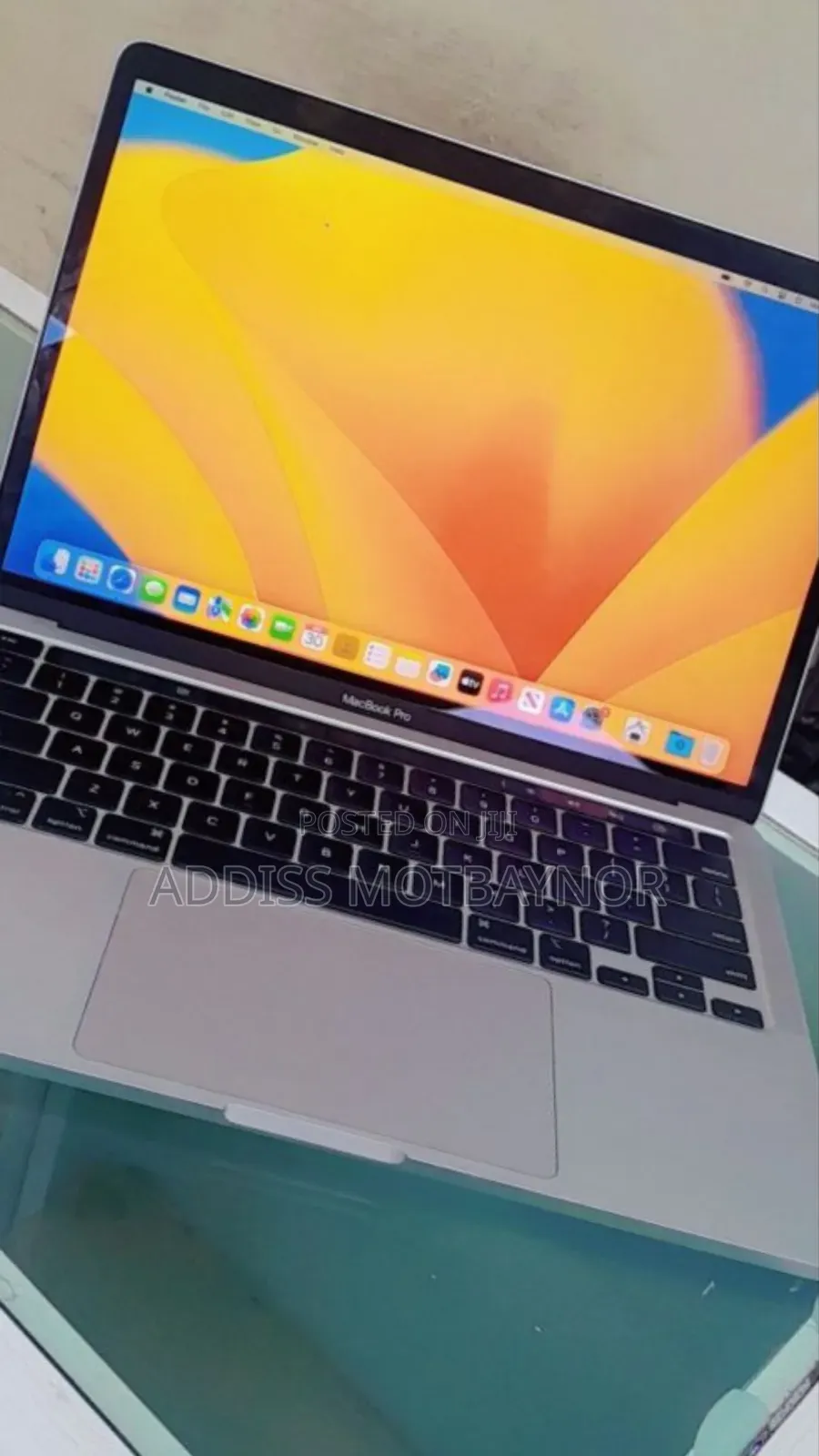 New Laptop Apple MacBook Air 2022 M2 8GB Apple M1 Pro SSD 512GB