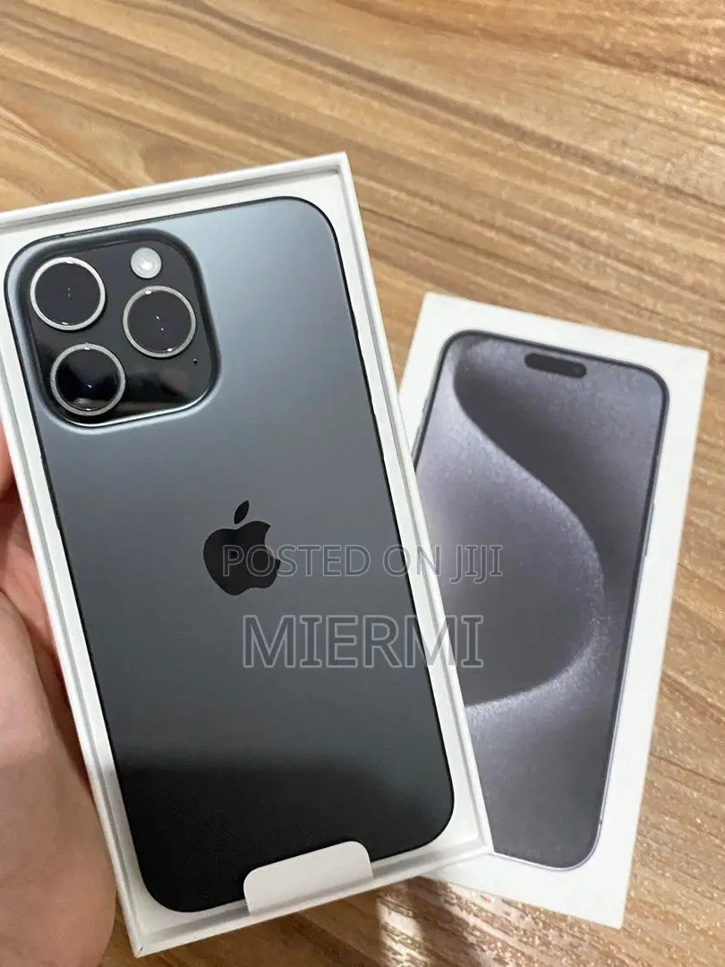 New Apple iPhone 15 Pro Max 256 GB Black