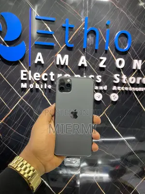 New Apple iPhone 11 Pro Max 64 GB Black