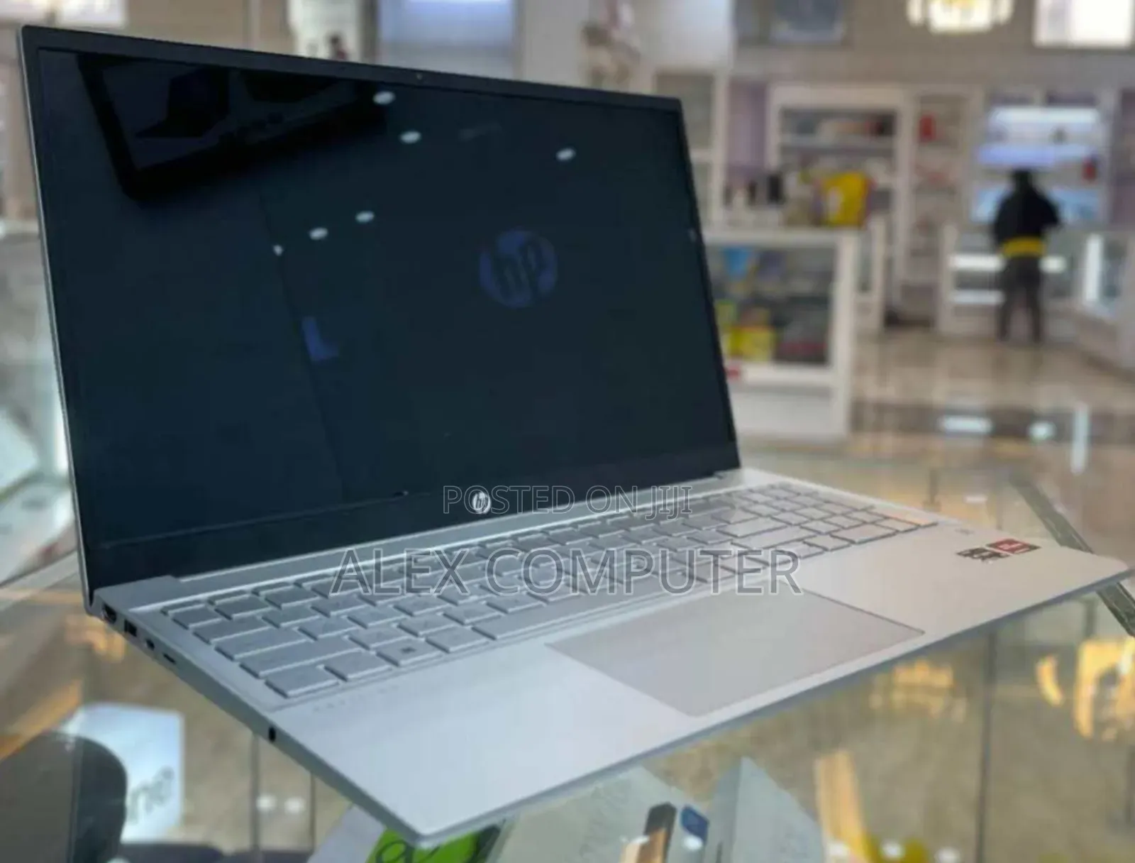New Laptop HP Pavilion 15 16GB AMD Ryzen 7 SSD 512GB