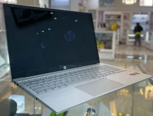 New Laptop HP Pavilion 15 16GB AMD Ryzen 7 SSD 512GB