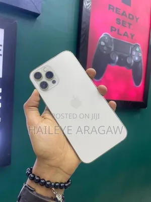 Photo - New Apple iPhone 12 Pro Max 256 GB Gold