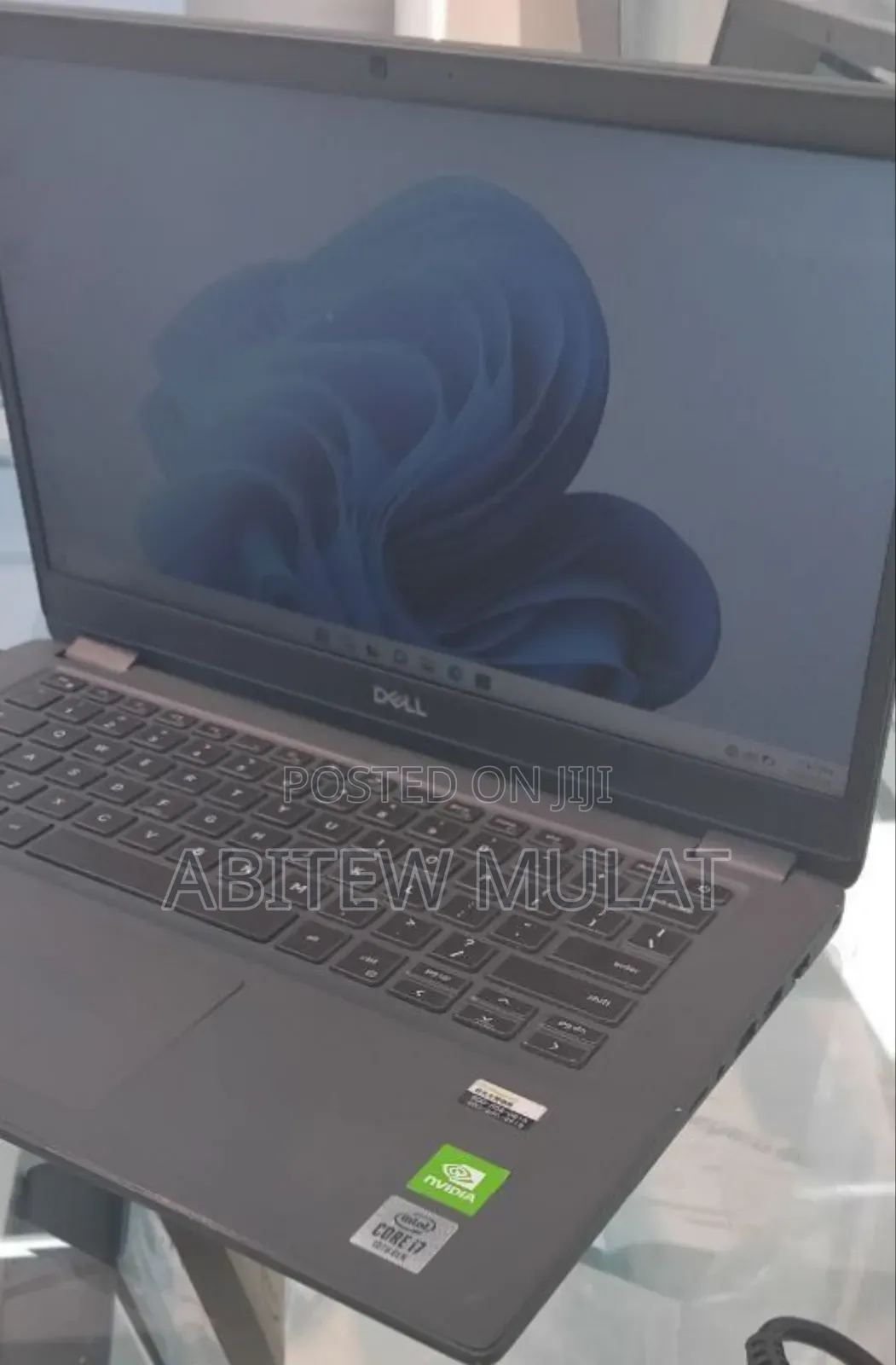 New Laptop Dell Latitude 5310 8GB Intel Core I7 SSD 512GB