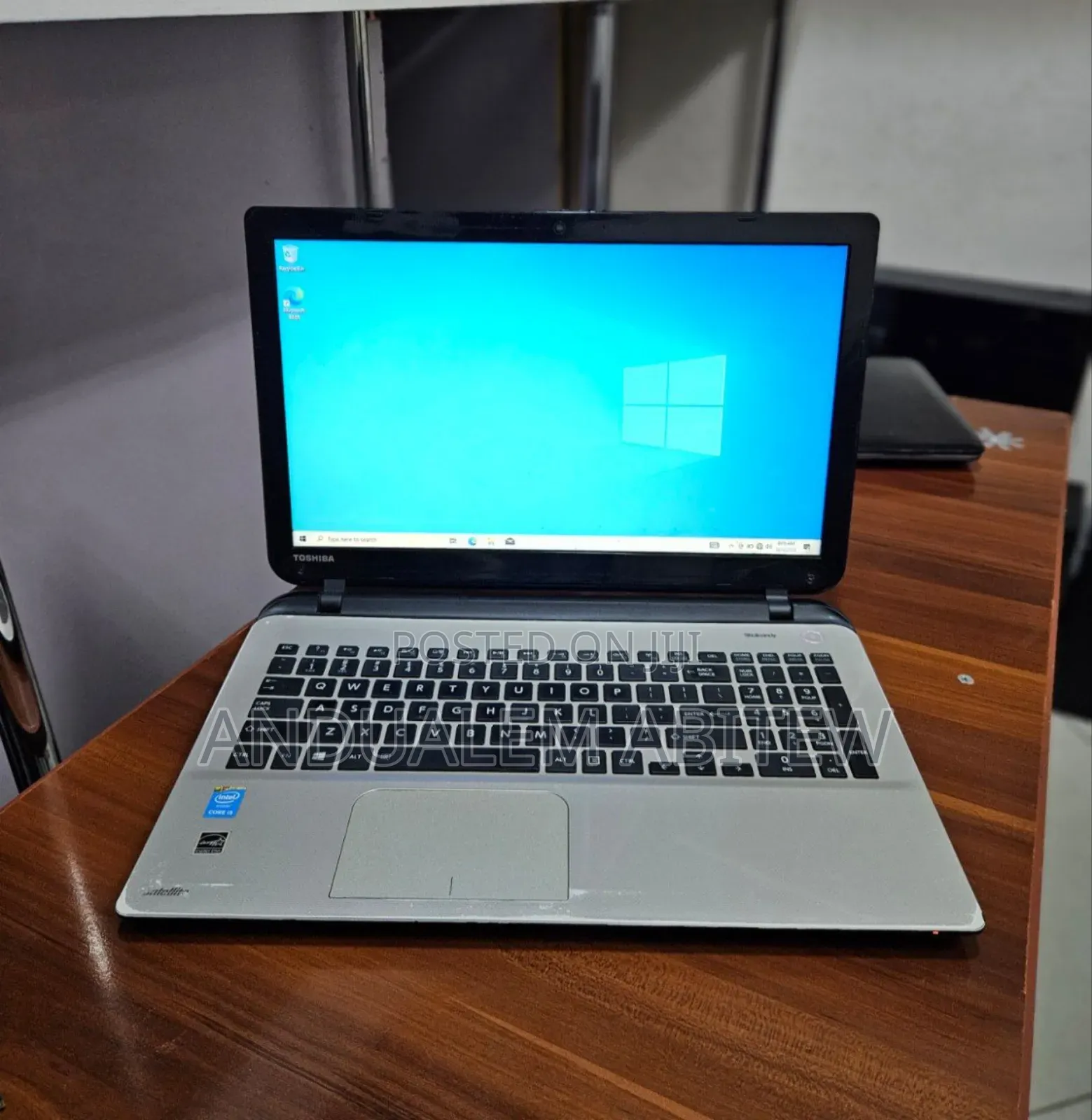 New Laptop Toshiba Satellite C55 4GB Intel Core I5 HDD 500GB