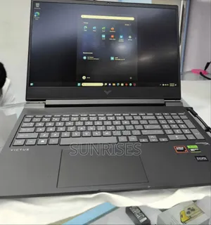 New Laptop HP Victus 16 16GB AMD Ryzen 7 SSD 512GB
