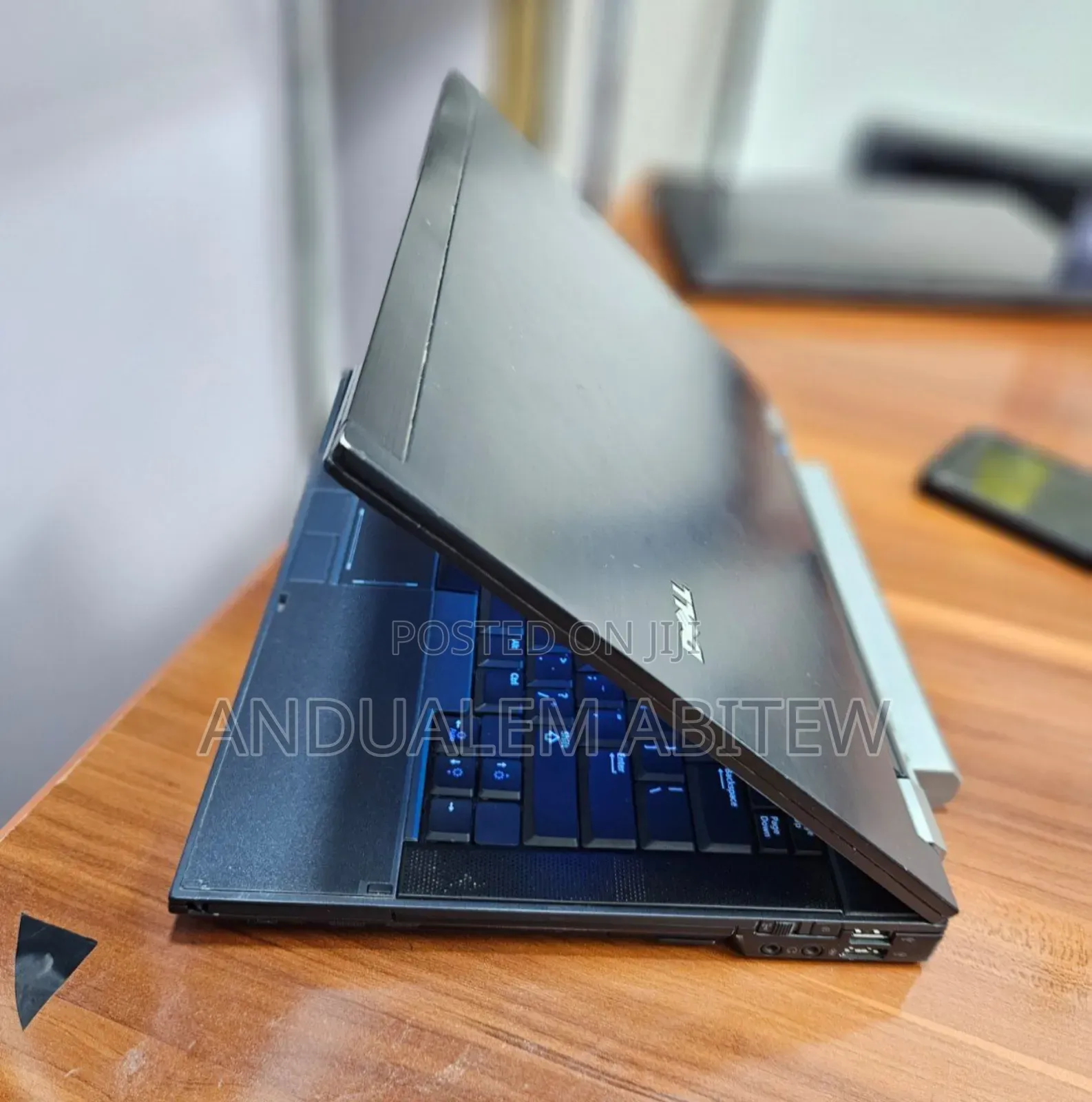 Laptop Dell Latitude 10 2GB Intel Core 2 Duo HDD 140GB