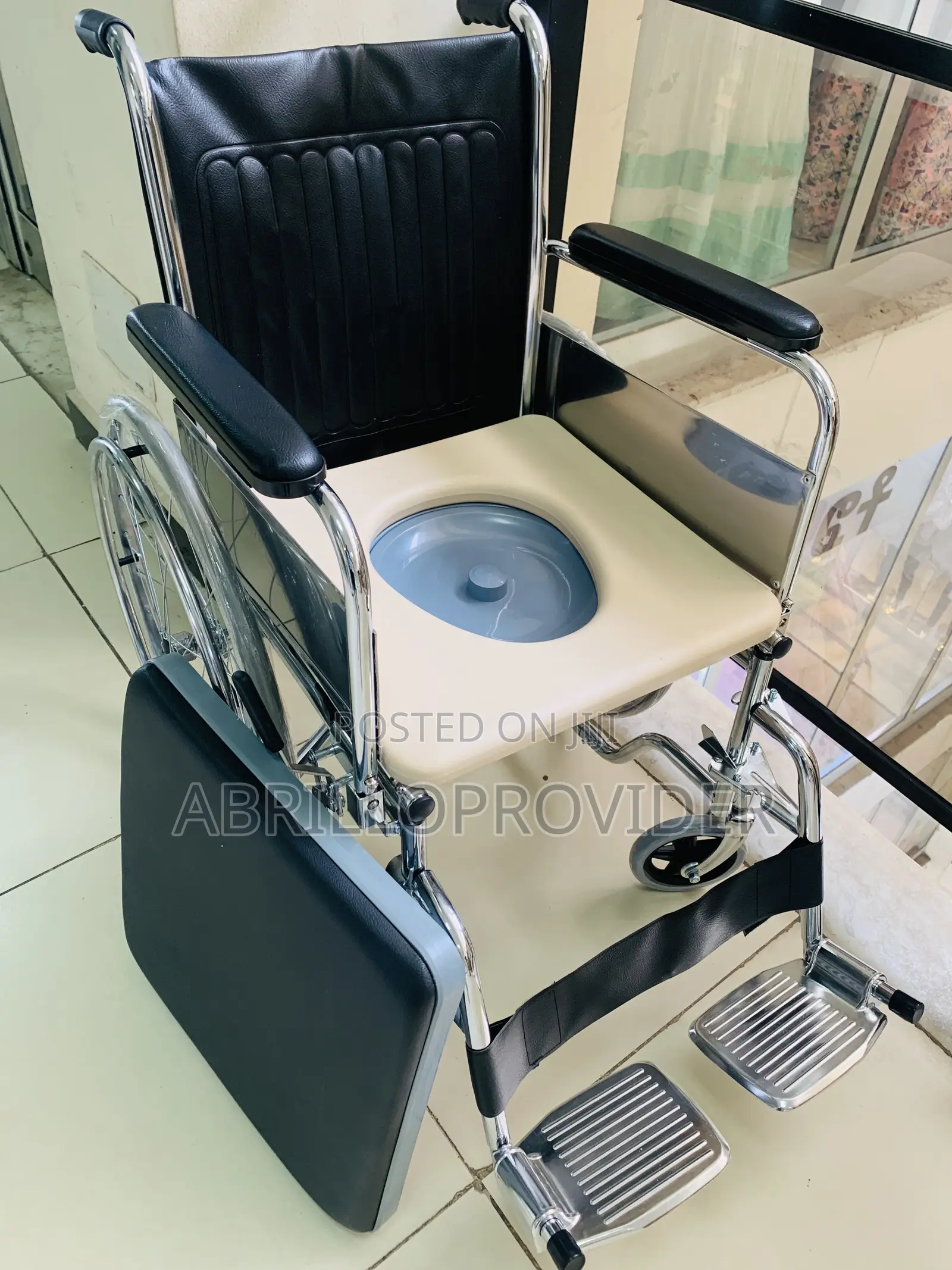 Toilet22wheelchair22wheechair22whelchair32wheelchair32new221