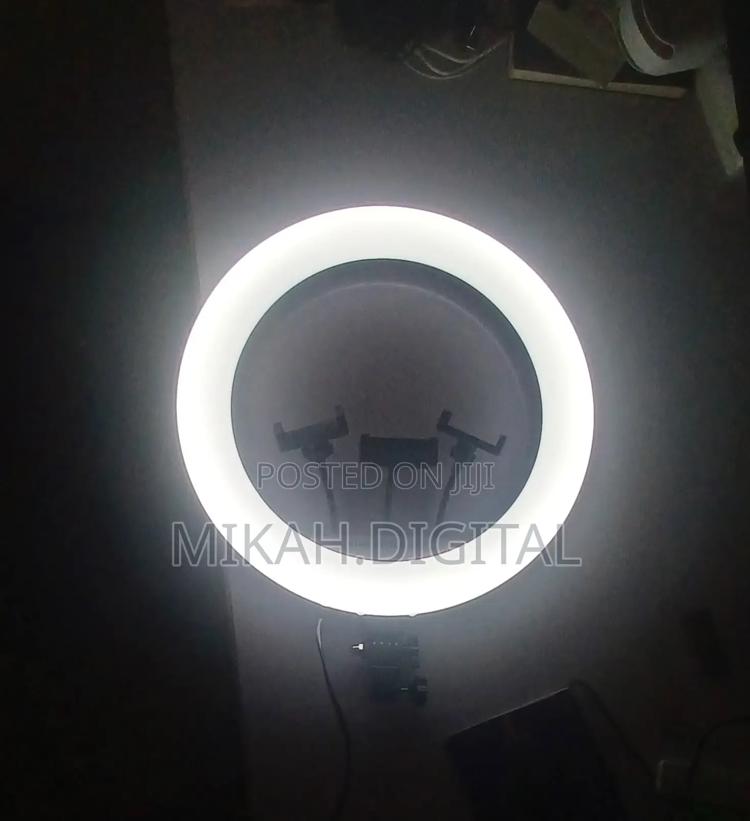 18'' Bicolor Ring Light With 3 Phone Holder 2.6m Stand