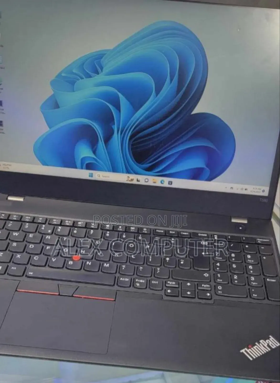 New Laptop Lenovo ThinkPad T580 16GB Intel Core I7 SSD 256GB