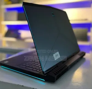 New Laptop Alienware M17x R2 32GB Intel Core I7 SSD 1T