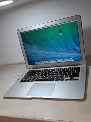 New Laptop Apple MacBook Air 2013 8GB Intel Core I7 SSD 512GB