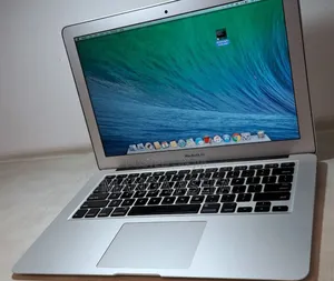 Photo - New Laptop Apple MacBook Air 8GB Intel Core I7 SSD 512GB