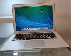 New Laptop Apple MacBook Air 8GB Intel Core I7 SSD 512GB