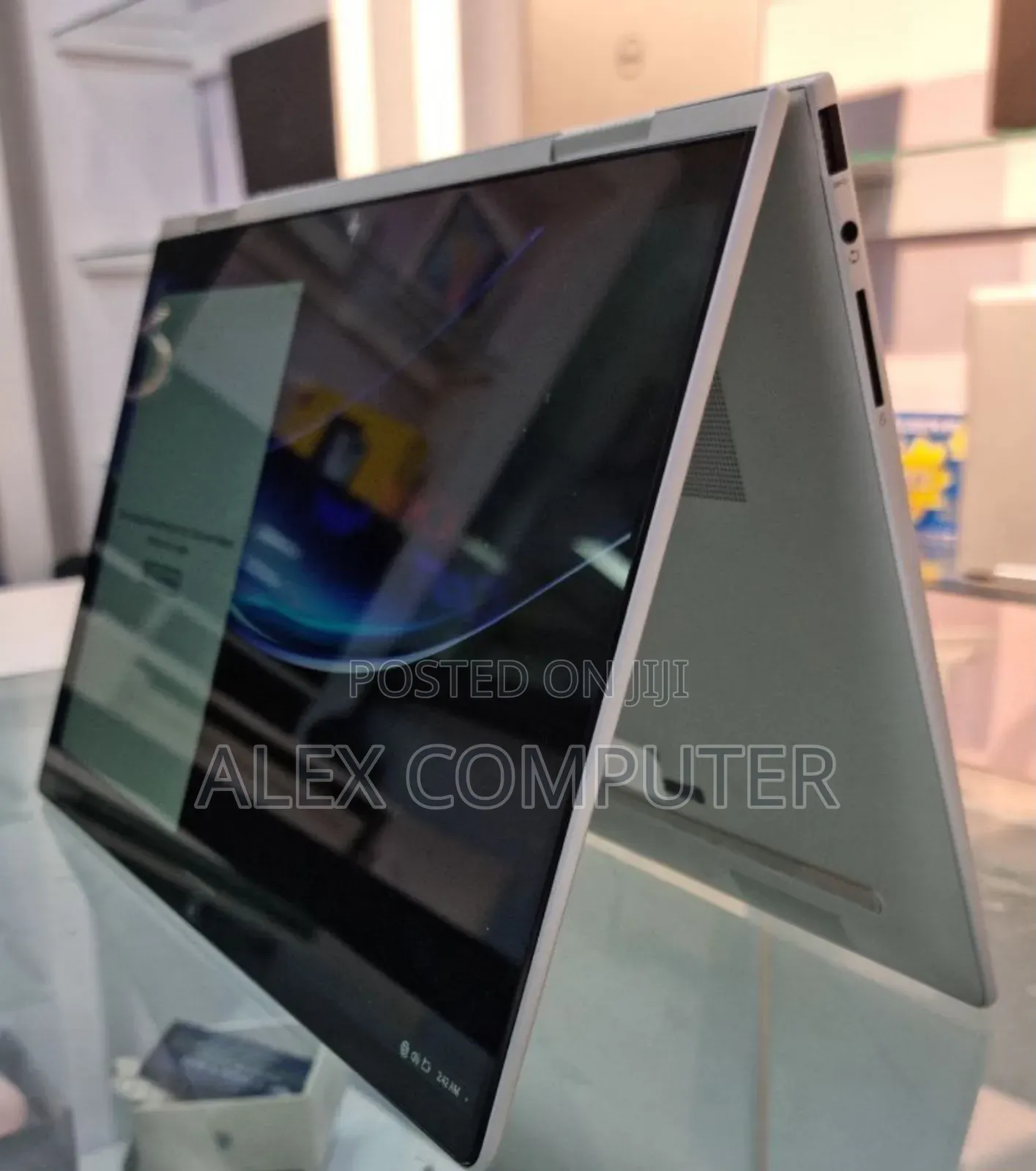 New Laptop HP Envy X360 16GB Intel Core I7 SSD 1T