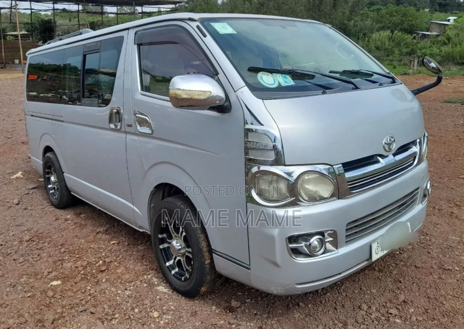 Toyota HiAce 220 2007 Silver
