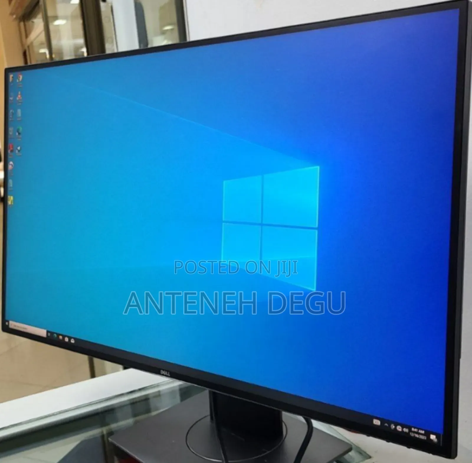 Dell Fram Less Monitor