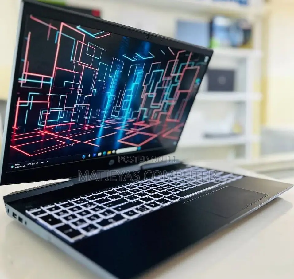 New Laptop HP Pavilion 15 16GB Intel Core I5 SSD 512GB