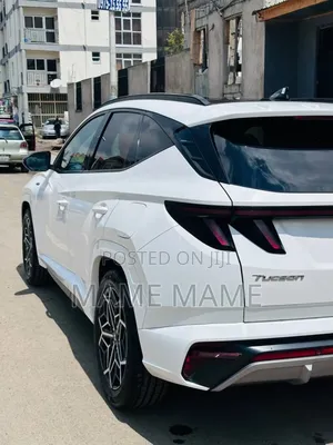 New Hyundai Tucson 2022 White