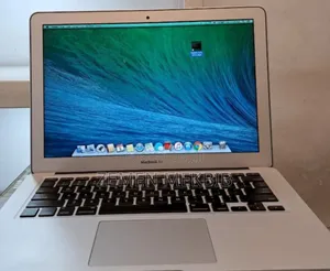 New Laptop Apple MacBook Air 2013 8GB Intel Core I7 SSD 512GB