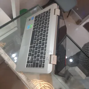 Laptop Toshiba Satellite C665 4GB Intel Pentium HDD 500GB