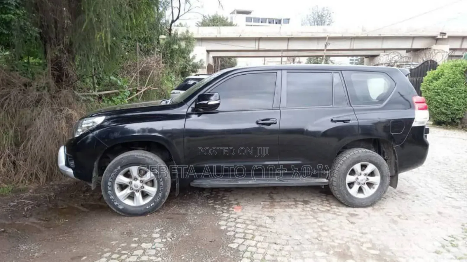 Toyota Land Cruiser 2022 Black