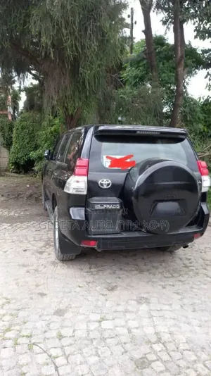 Toyota Land Cruiser 2022 Black