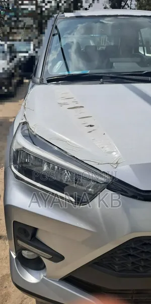 New Toyota Raize 2022 Silver