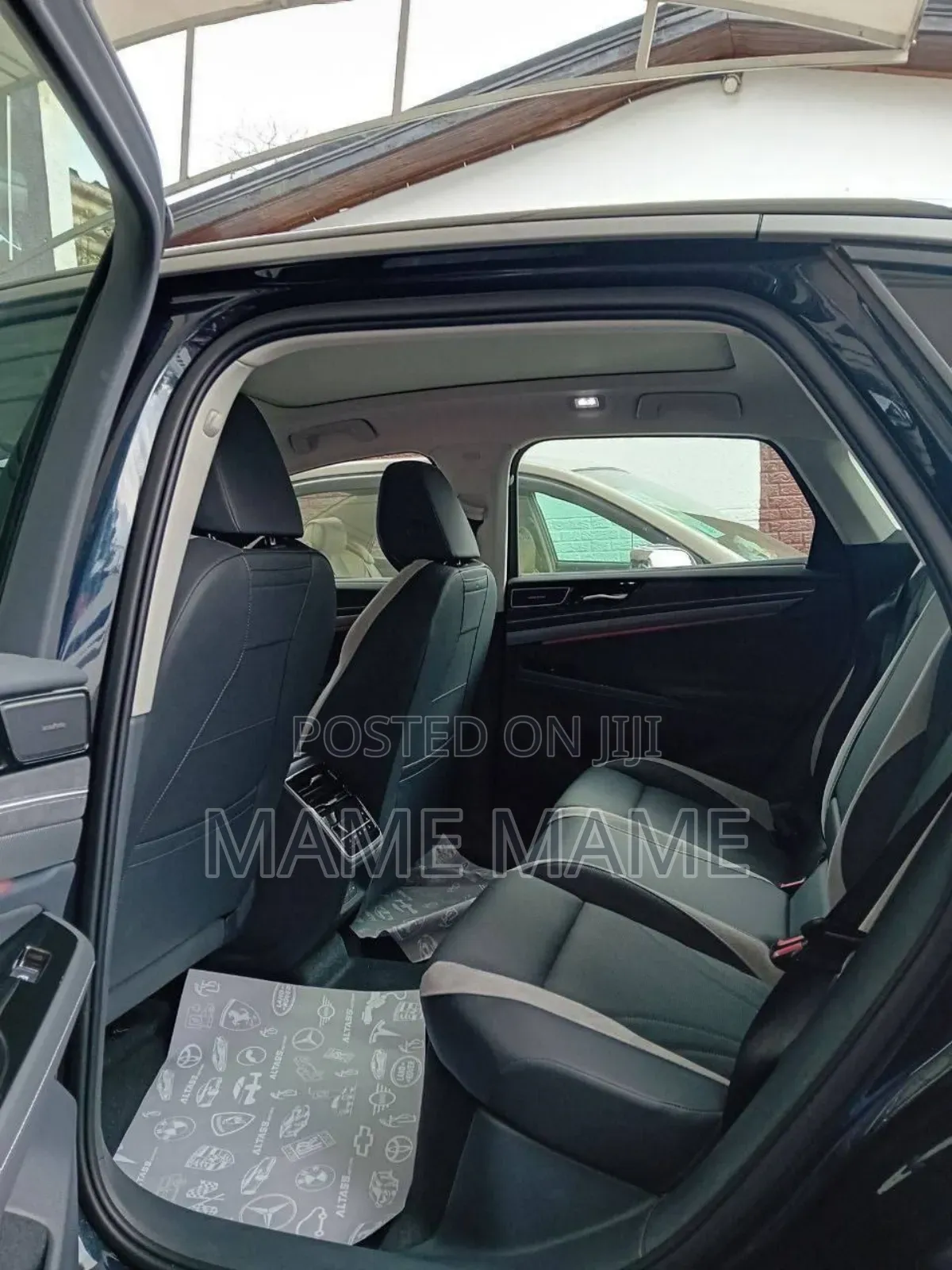 New Volkswagen ID.6 2024 Blue