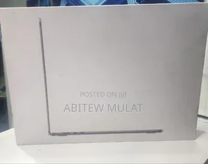 New Laptop Apple MacBook Air 2024 M3 15-Inch 8GB Apple M3 SSD 256GB