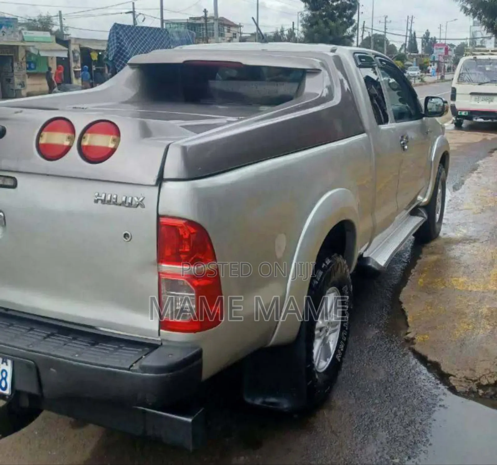 Toyota Hilux 2013 Silver
