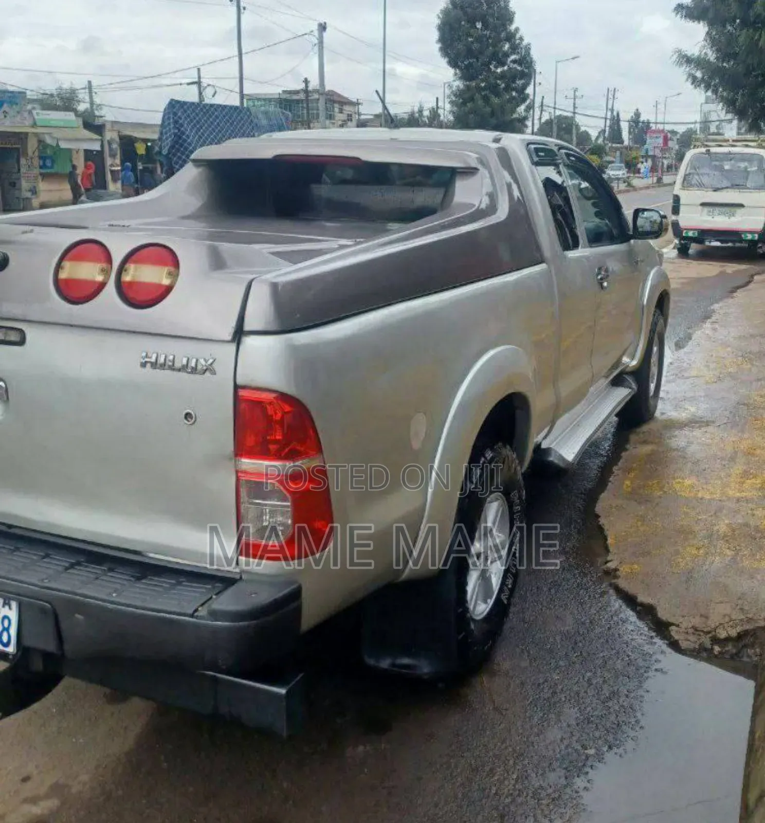 Toyota Hilux 2013 Silver