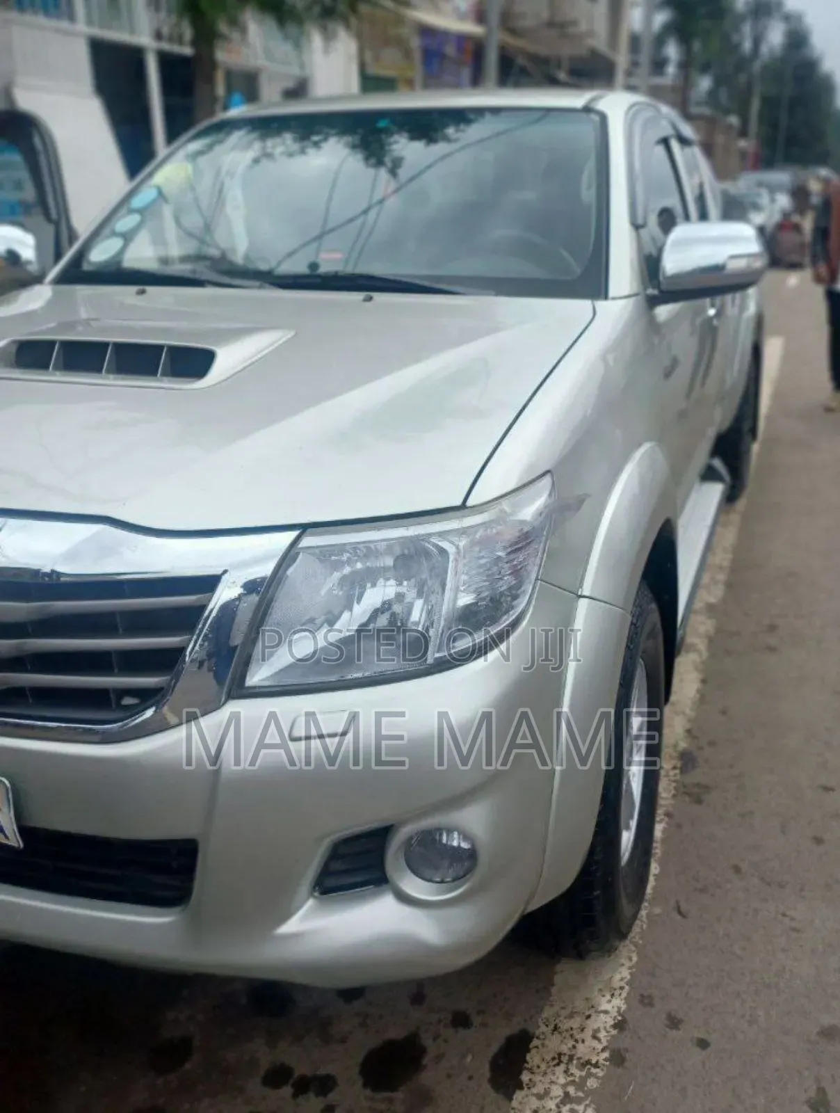 Toyota Hilux 2013 Silver